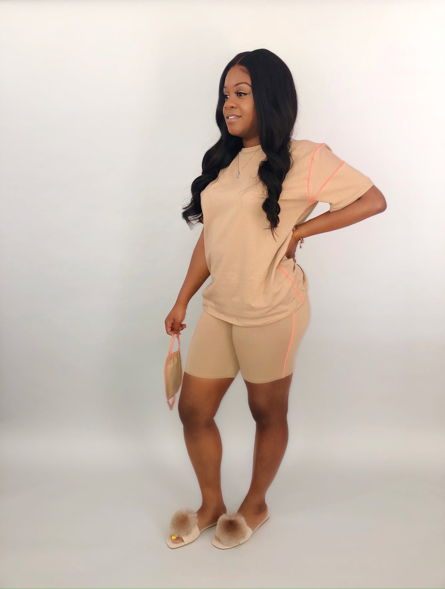 Chill Vibes (Beige)