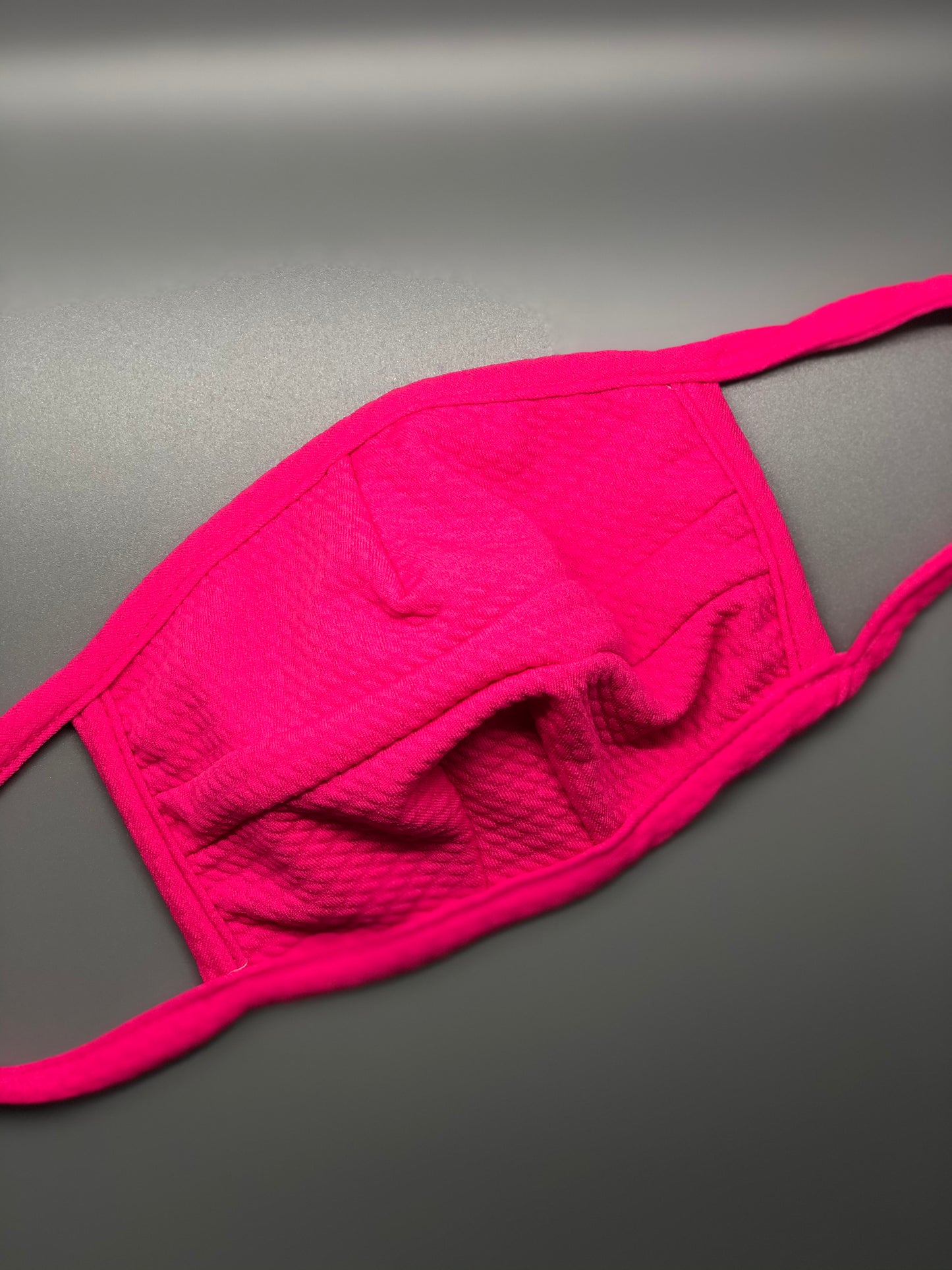 Neon Face Mask (Pink)